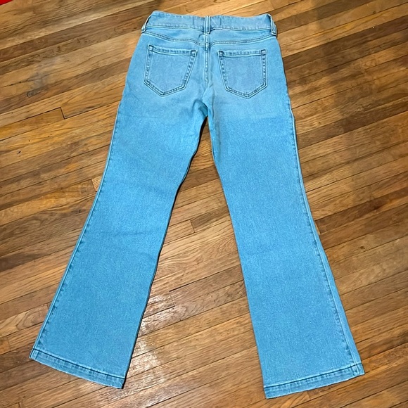 Hollister Low-Rise Relaxed Boot - Picture 2 of 3